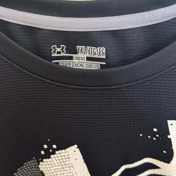 Under Armour Shirt Youth Size XL Black Logo Longsleeve Graphic Tee - Picture 3 of 3